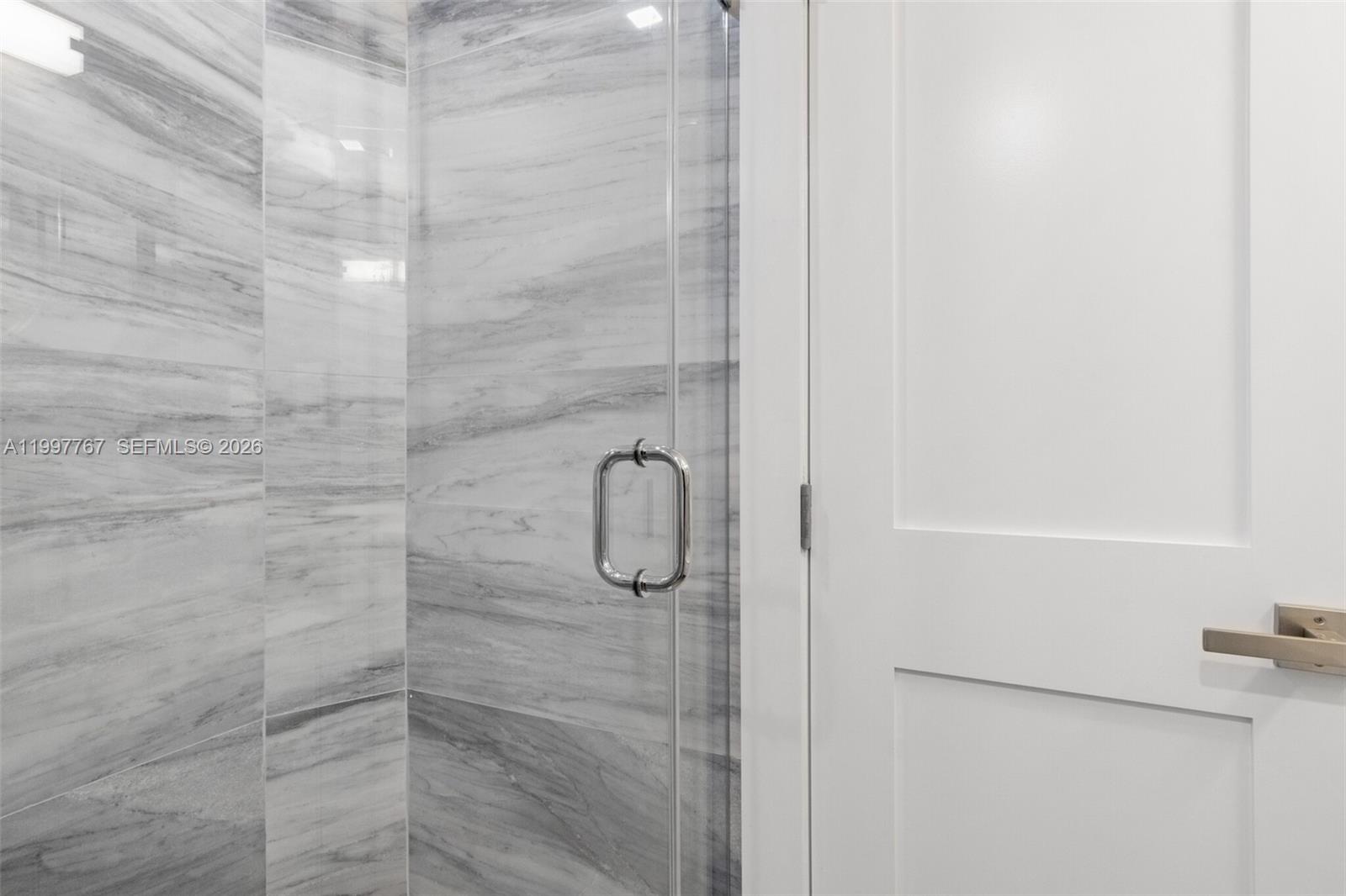 ARLEN BEACH CONDO - Residential