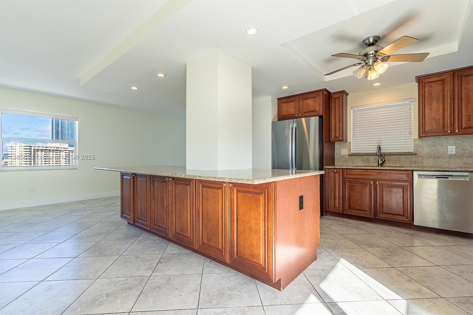 DORSEY ARMS CONDO - Residential Lease