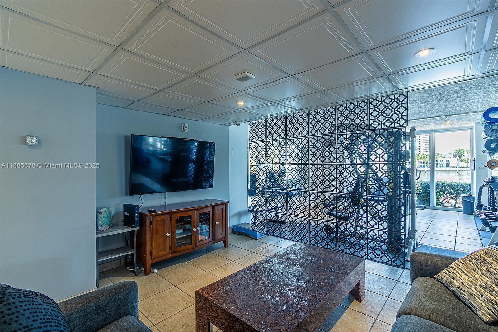 DORSEY ARMS CONDO - Residential Lease