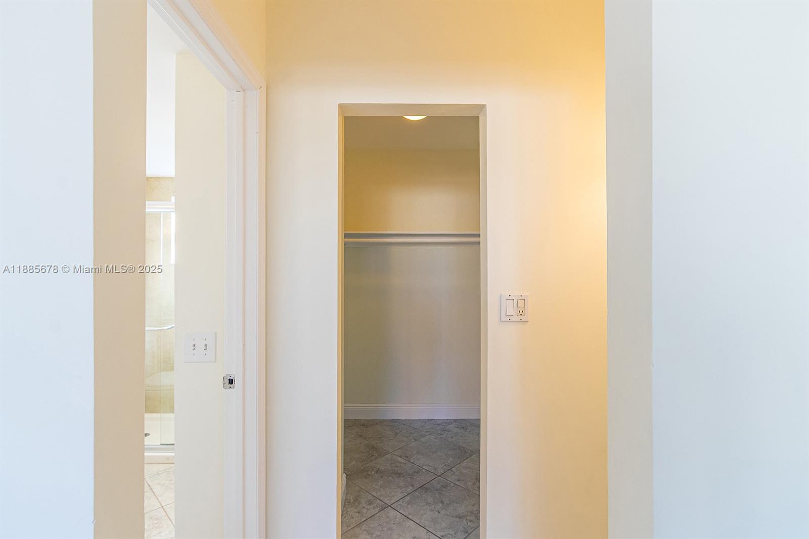 DORSEY ARMS CONDO - Residential Lease