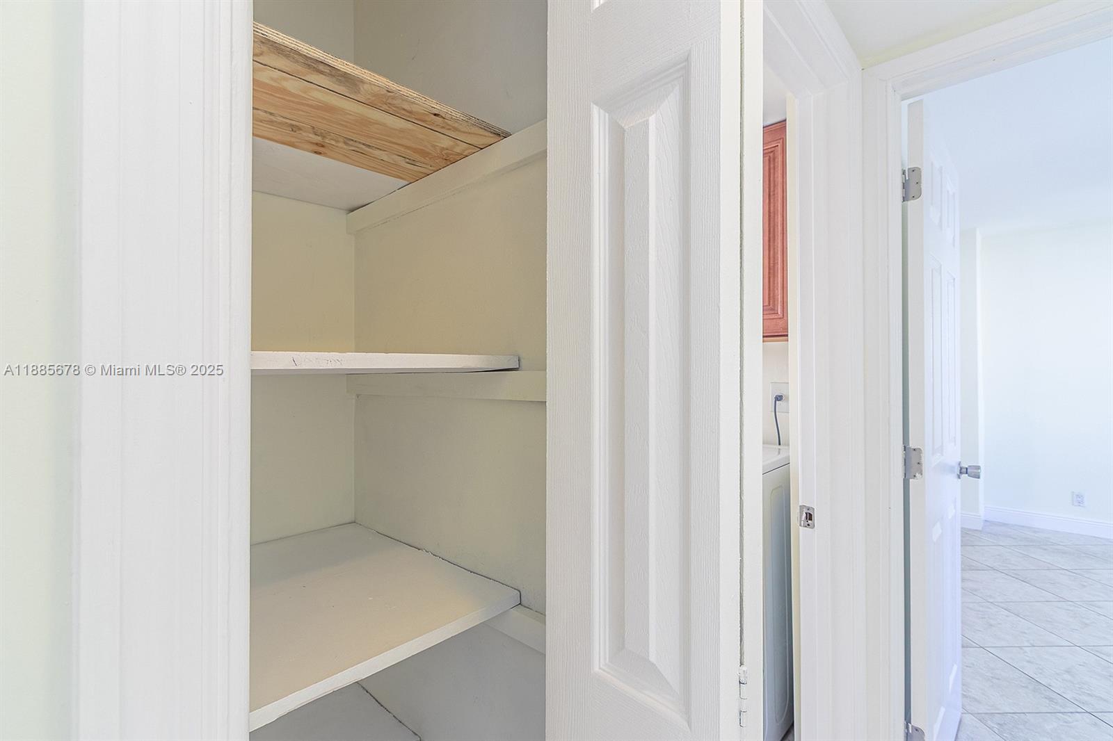 DORSEY ARMS CONDO - Residential Lease