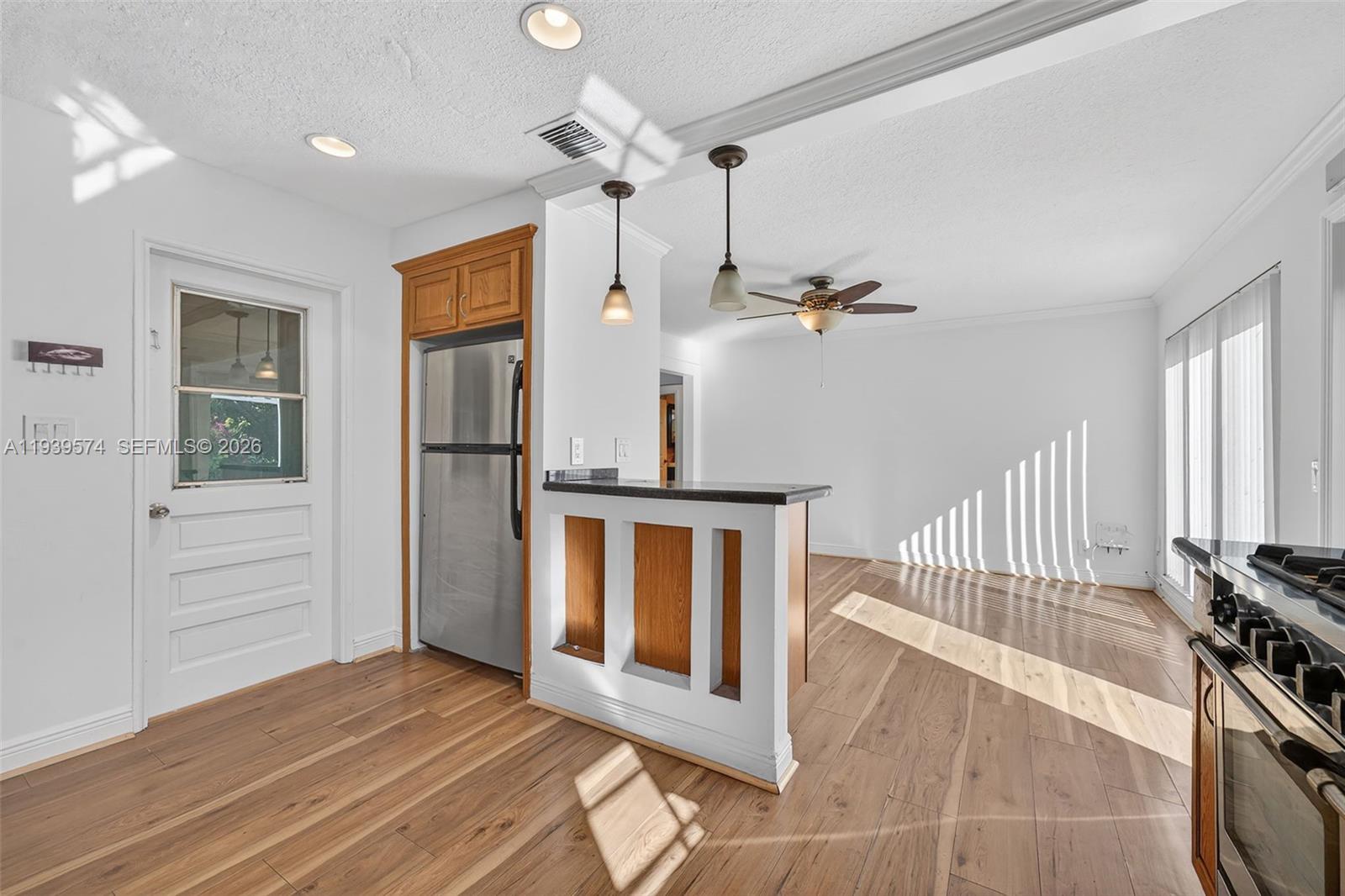 SUNSET TRAILS NO 2 - Residential Lease