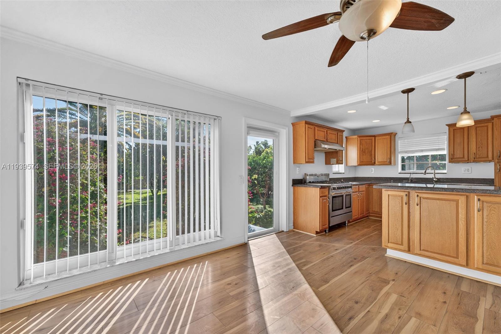 SUNSET TRAILS NO 2 - Residential Lease