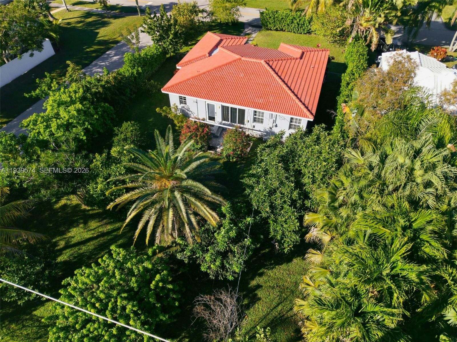 SUNSET TRAILS NO 2 - Residential Lease