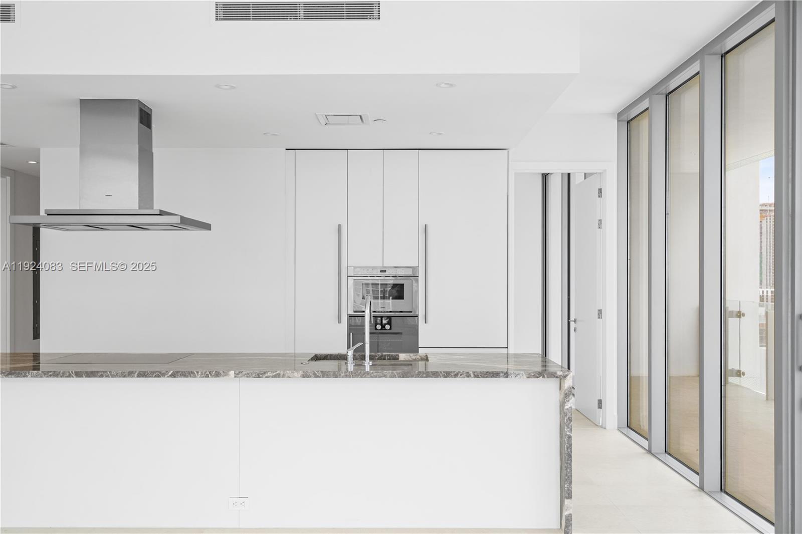 700 NE 26th Ter 1406