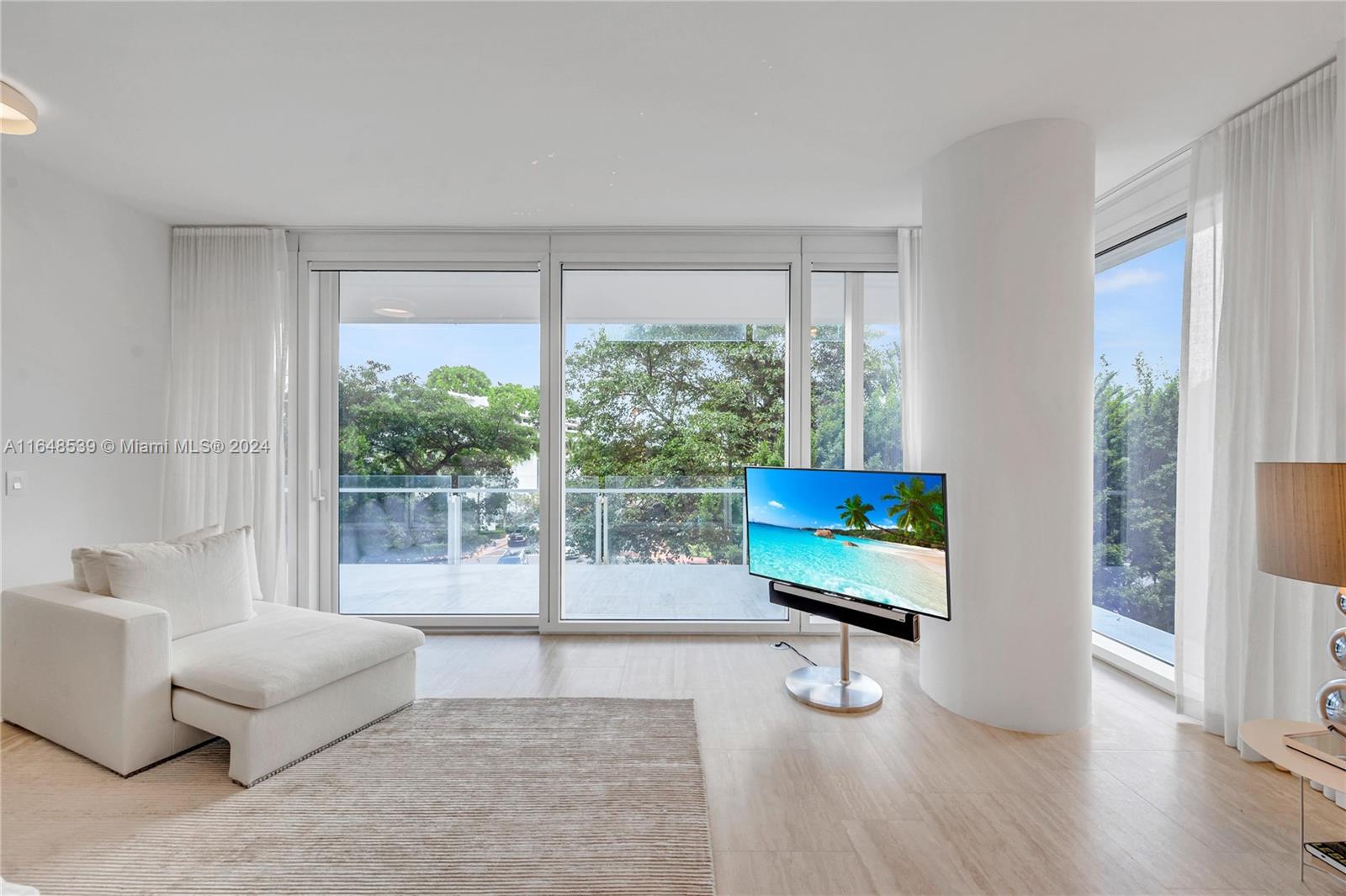 SURF CLUB CONDO - Residential