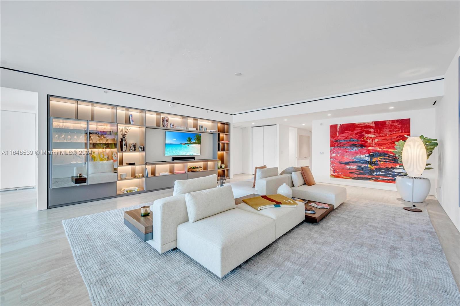 SURF CLUB CONDO - Residential