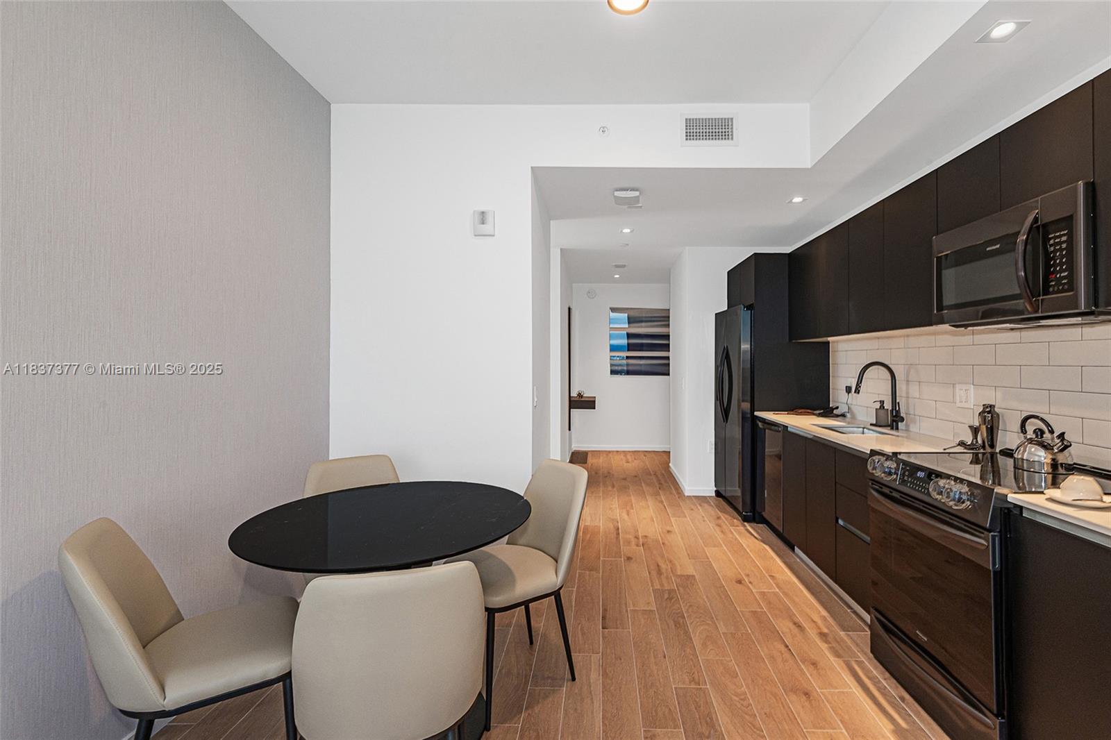 MAP OF MIAMI DADE CO. FL. - Residential