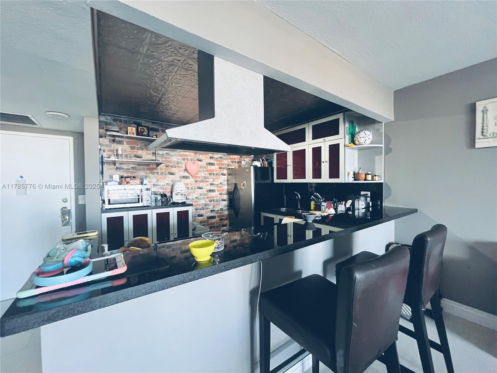 OLYMPUS CONDO PHASE - Residential