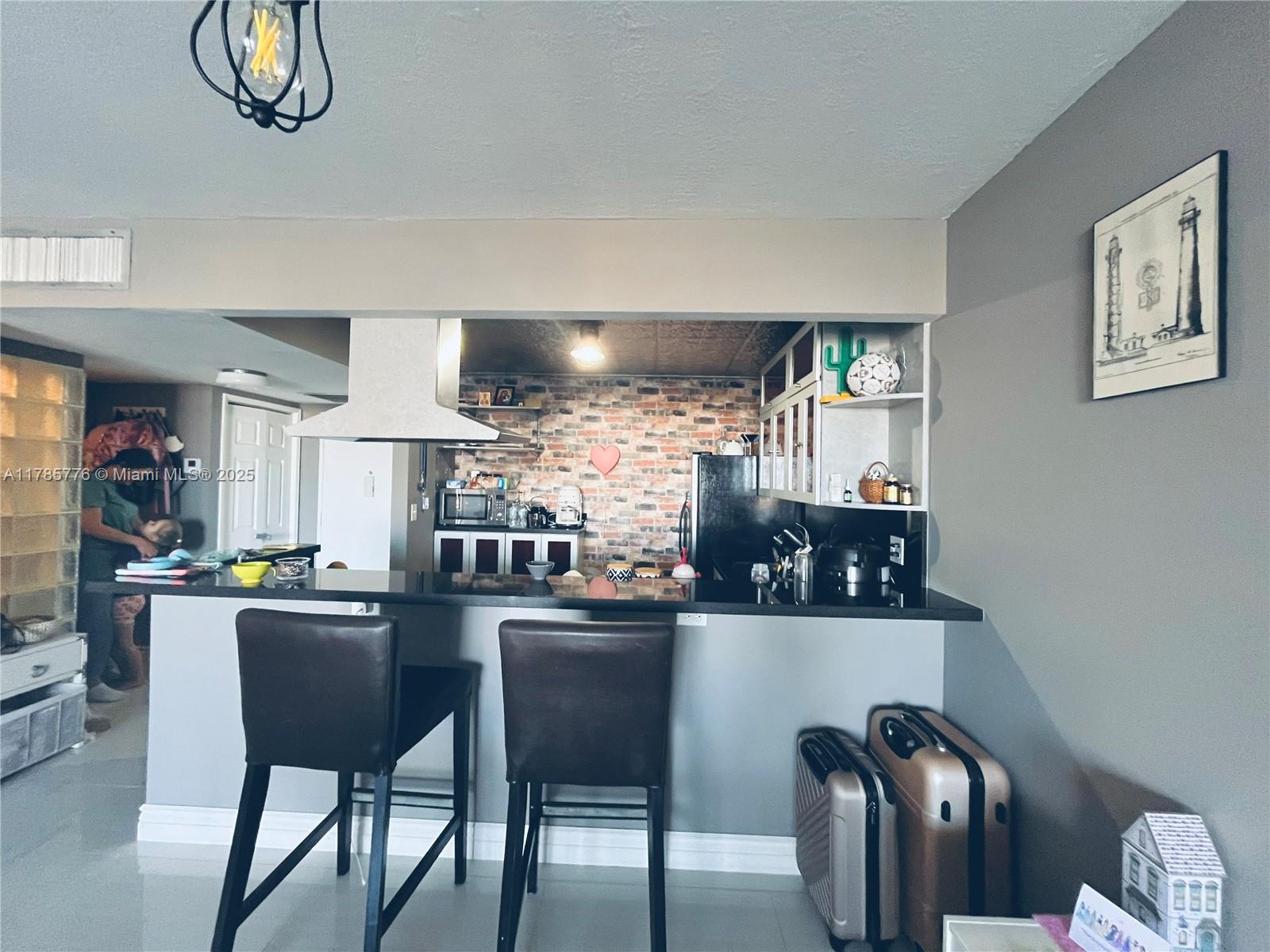 OLYMPUS CONDO PHASE - Residential