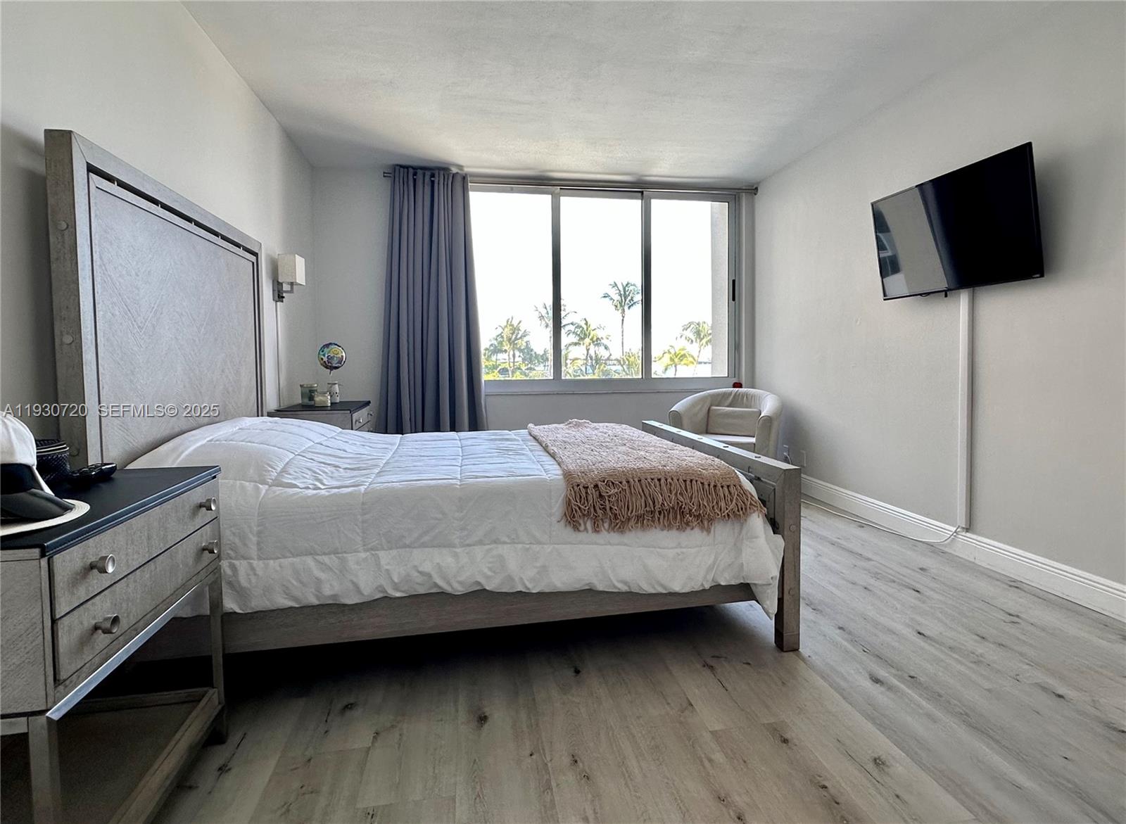 MIRADOR 1200 CONDO - Residential Lease