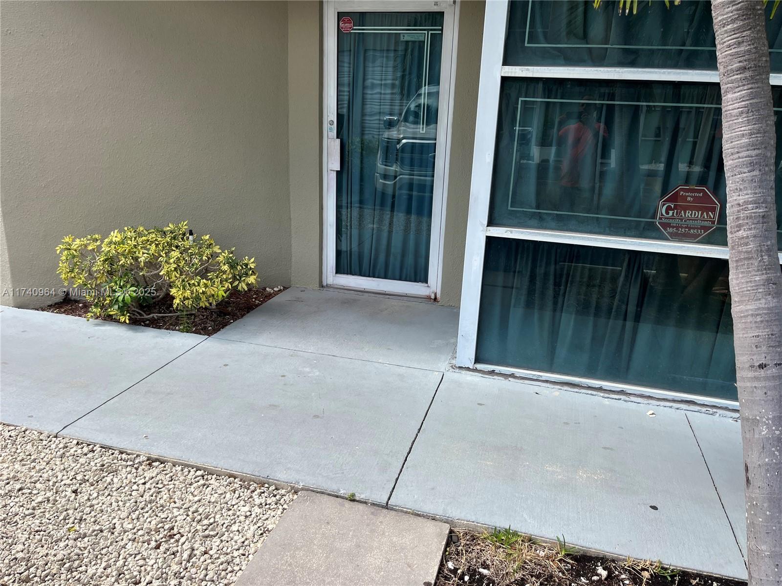 74XX SW 48th St