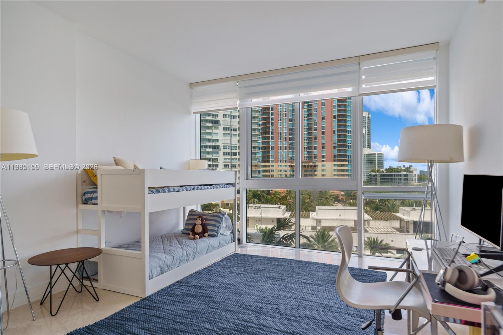 CONTINUUM ON SOUTH BEACH - Residential Lease