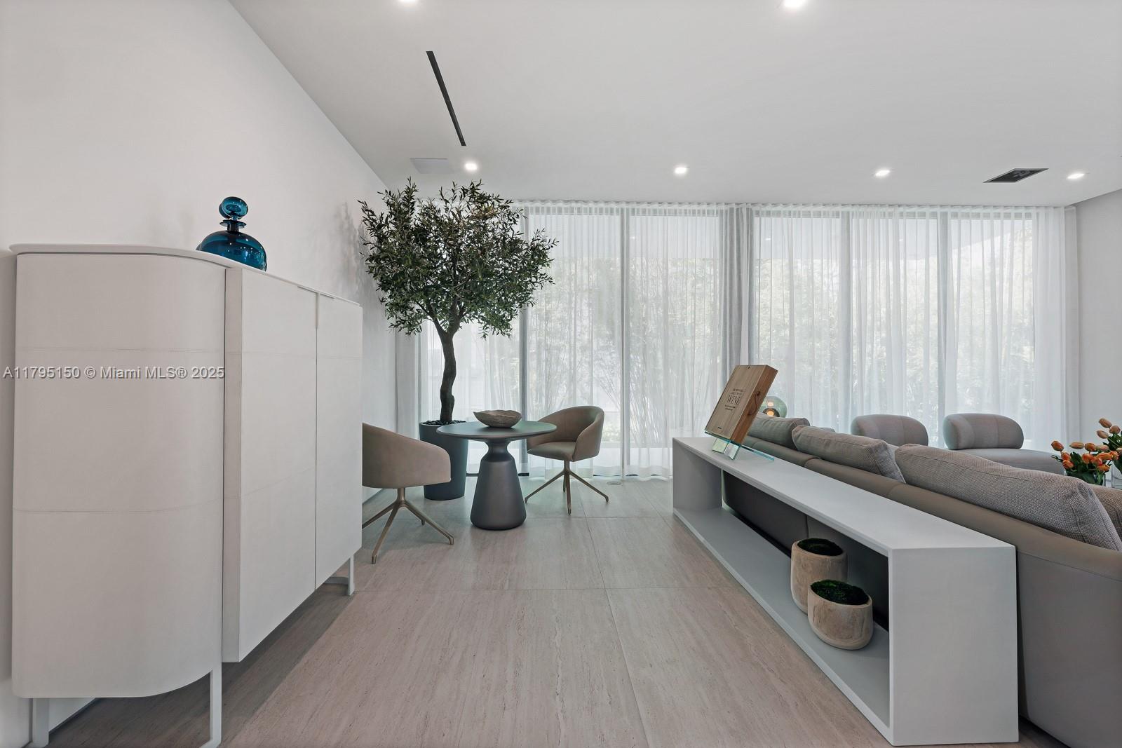 DI LIDO ISLAND - Residential