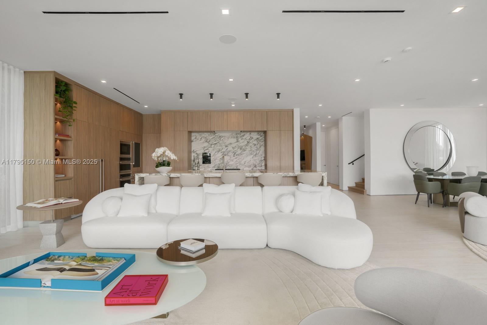 DI LIDO ISLAND - Residential
