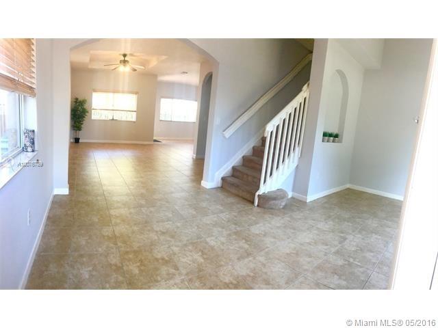 Lakes By The Bay Day - Residential