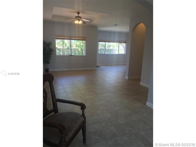 Lakes By The Bay Day - Residential