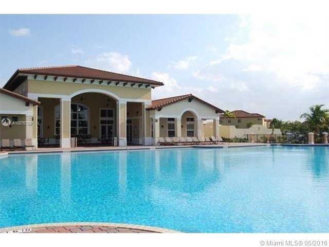 Lakes By The Bay Day - Residential