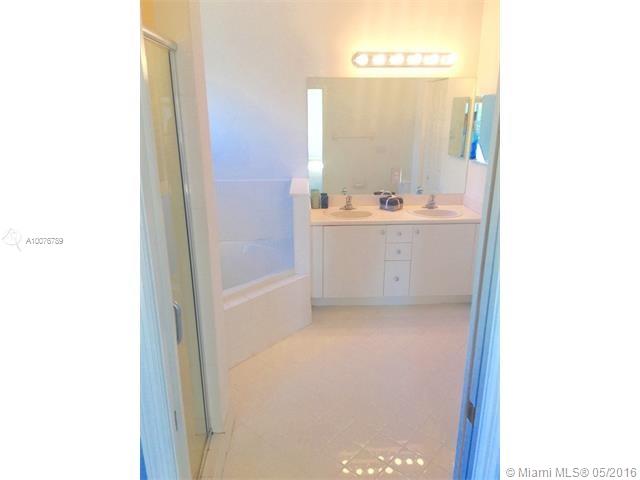 Lakes By The Bay Day - Residential