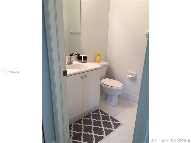 Lakes By The Bay Day - Residential