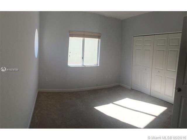 Lakes By The Bay Day - Residential