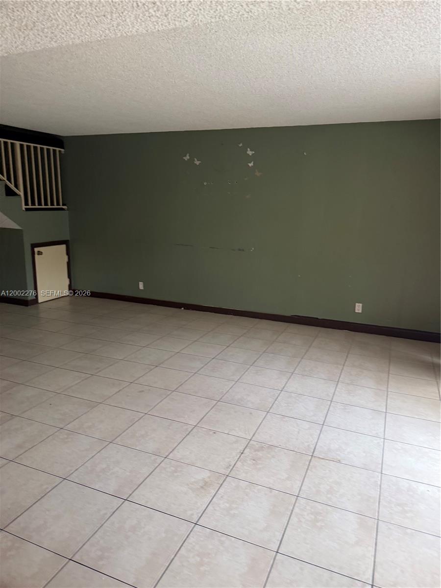 FAIRWAYS OF SUNRISE - Residential