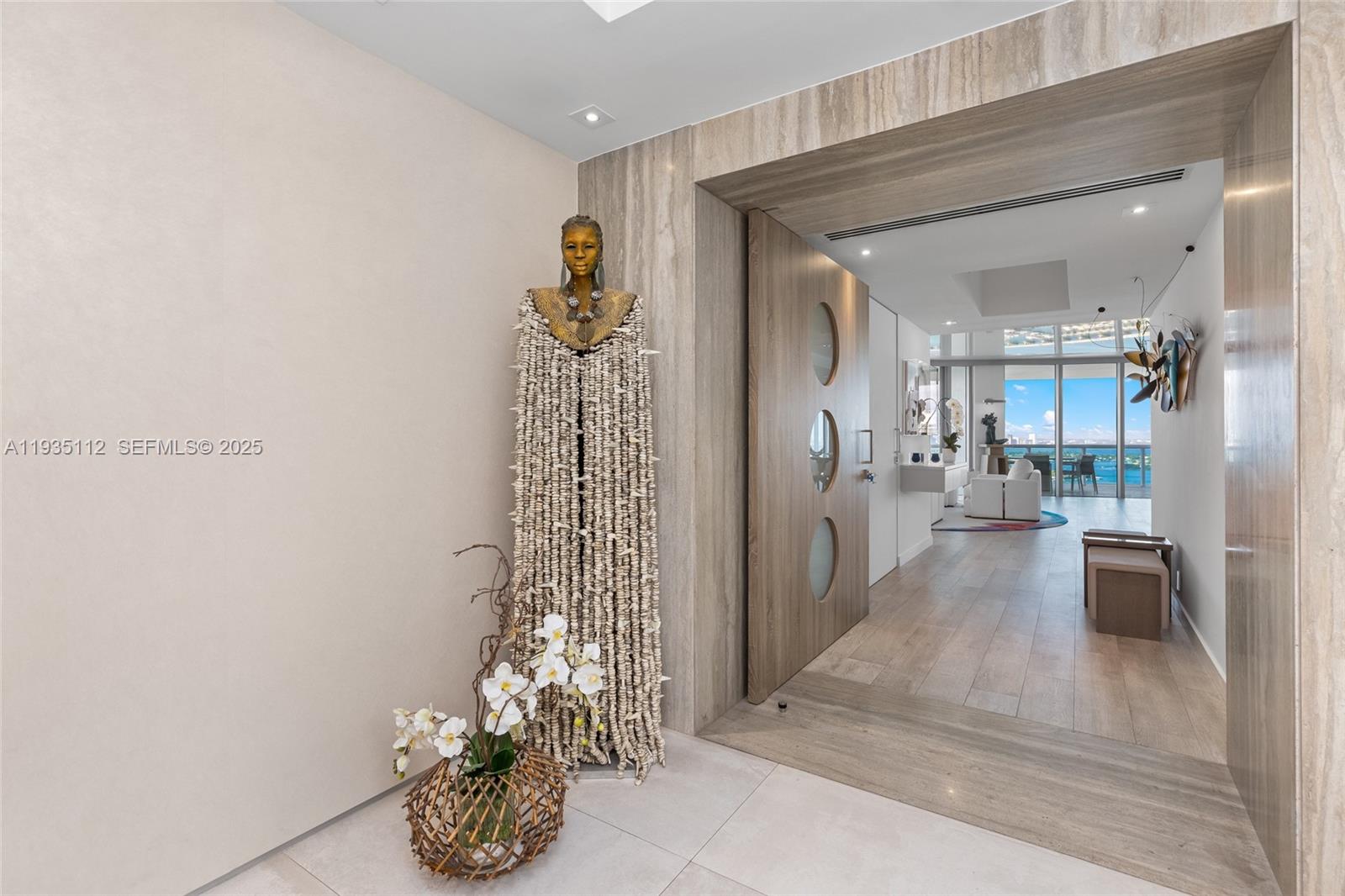 1000 S Pointe Dr 3501