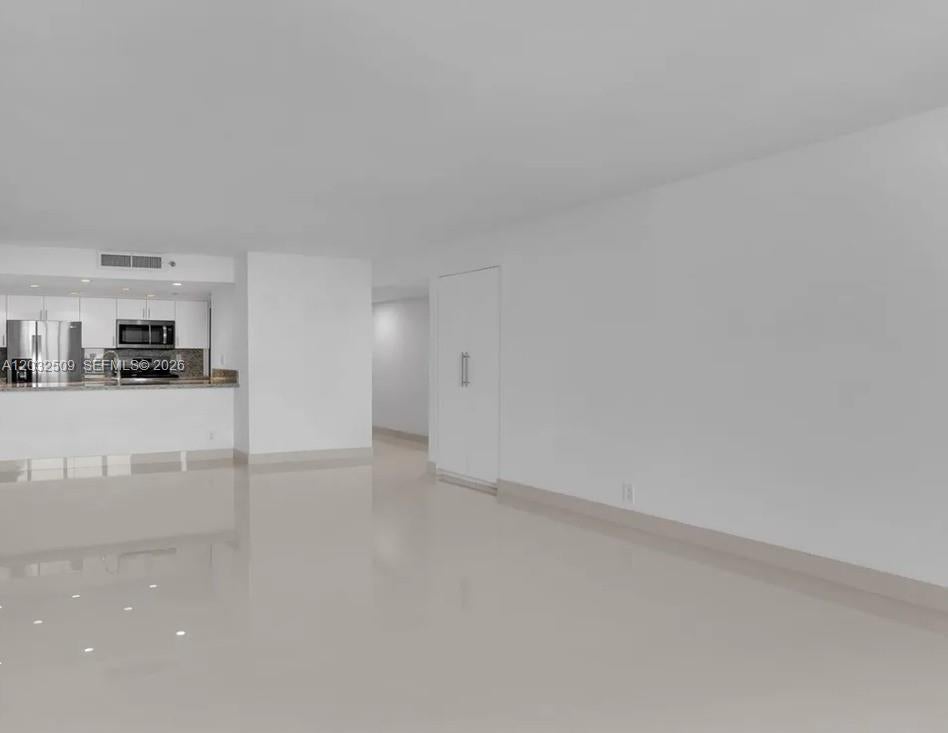 1717 N Bayshore Dr A-1533