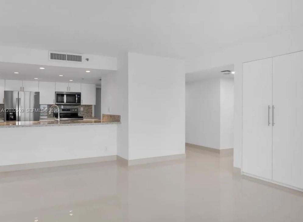 1717 N Bayshore Dr A-1533