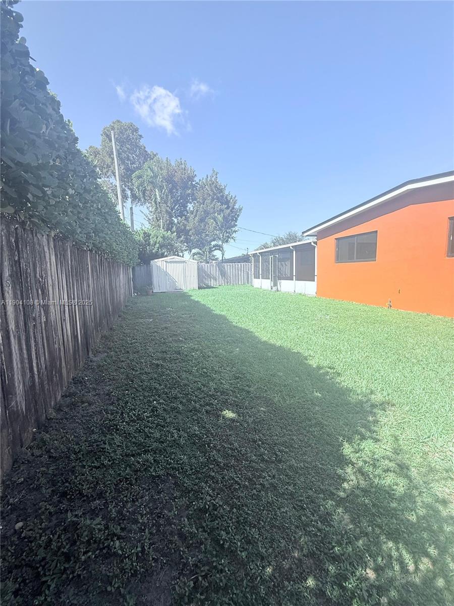 MILLER HEIGHTS SEC 4 - Residential Lease