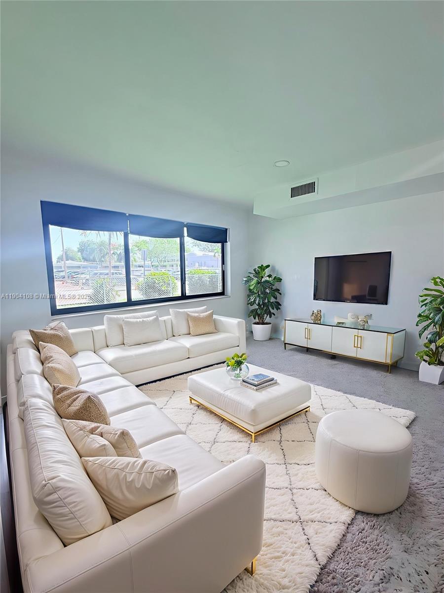 Beautiful single-family home located in the Miami – Doral area (33178). This spacious residence offers 4 bedrooms, 2 bathrooms, and a cozy TV room. Enjoy new stainless steel appliances, a brand-new A/C system, and impact windows and doors for safety and comfort. Property features one covered garage and additional outdoor parking for up to 8 vehicles, including space for a boat. Excellent location near FIU, Dolphin Mall, International Mall, top-rated schools, restaurants, and with easy access to Turnpike and 836. Perfect combination of comfort and location!