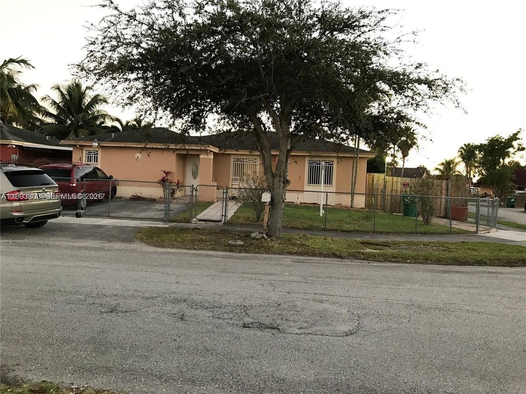 Photo of 12636 SW 211th St #2, Miami, FL 33177 (MLS # A11993803)