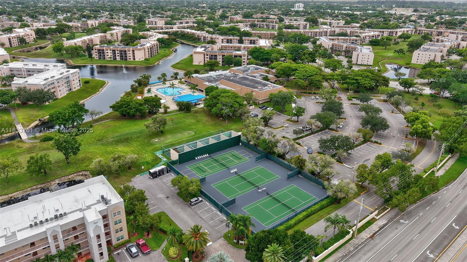 SUNRISE LAKES 177 CONDO - Residential