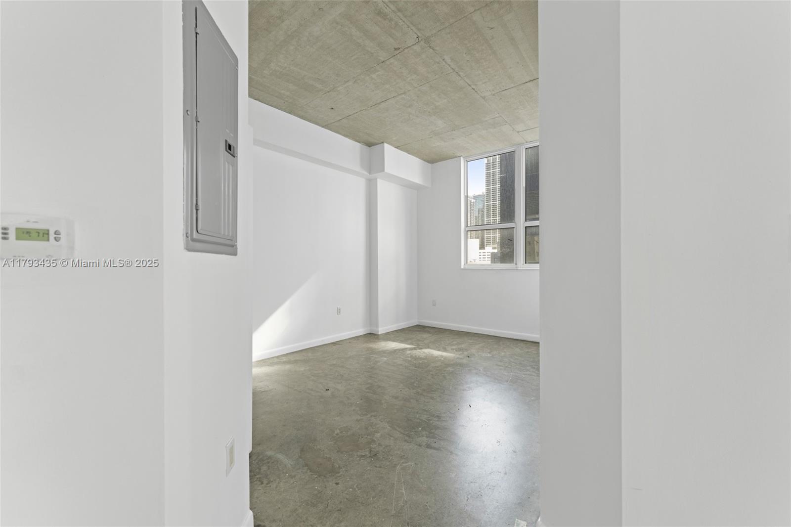133 NE 2nd Ave 501