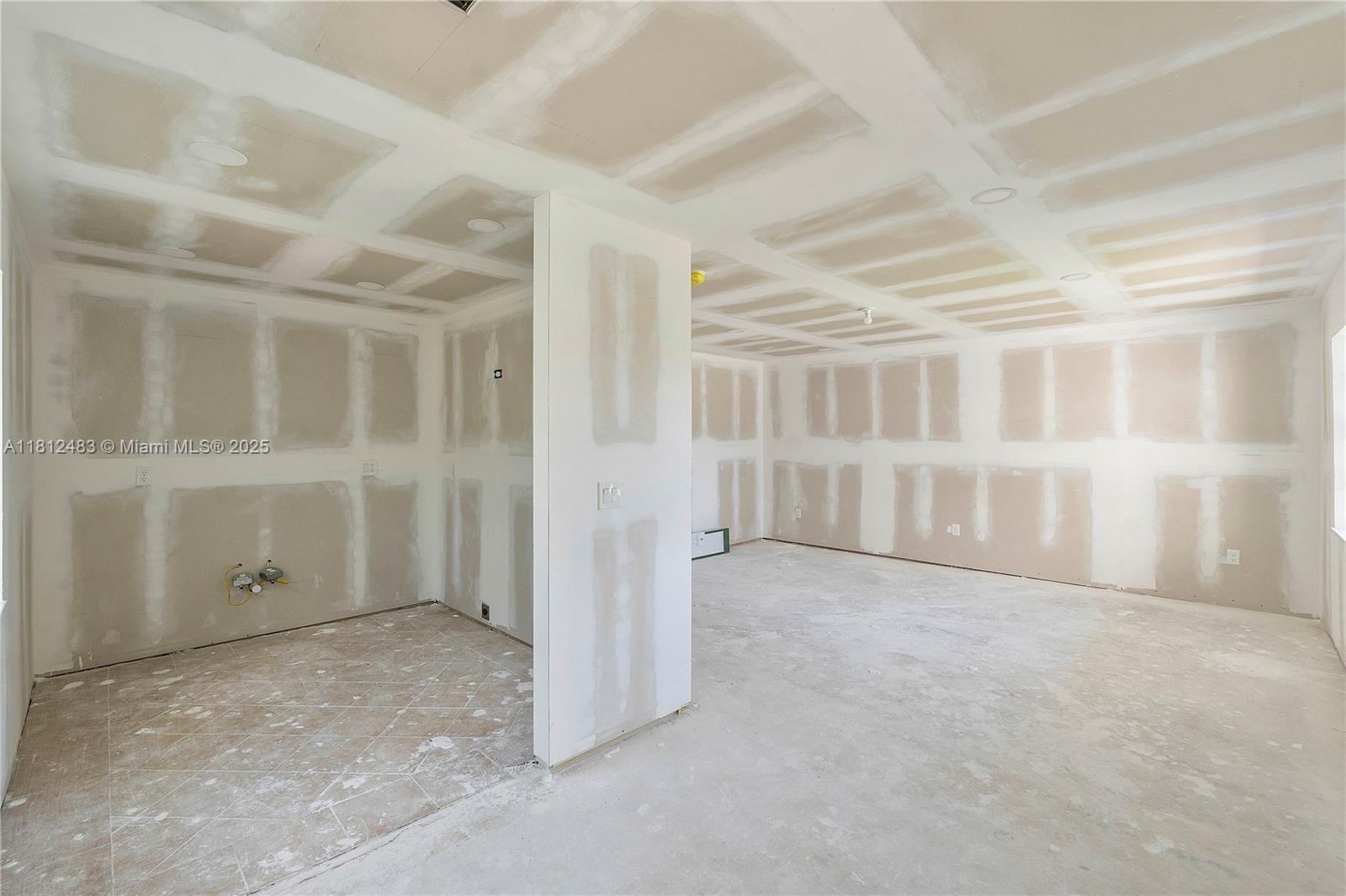 KINGS POINT NORMANDY E - Residential
