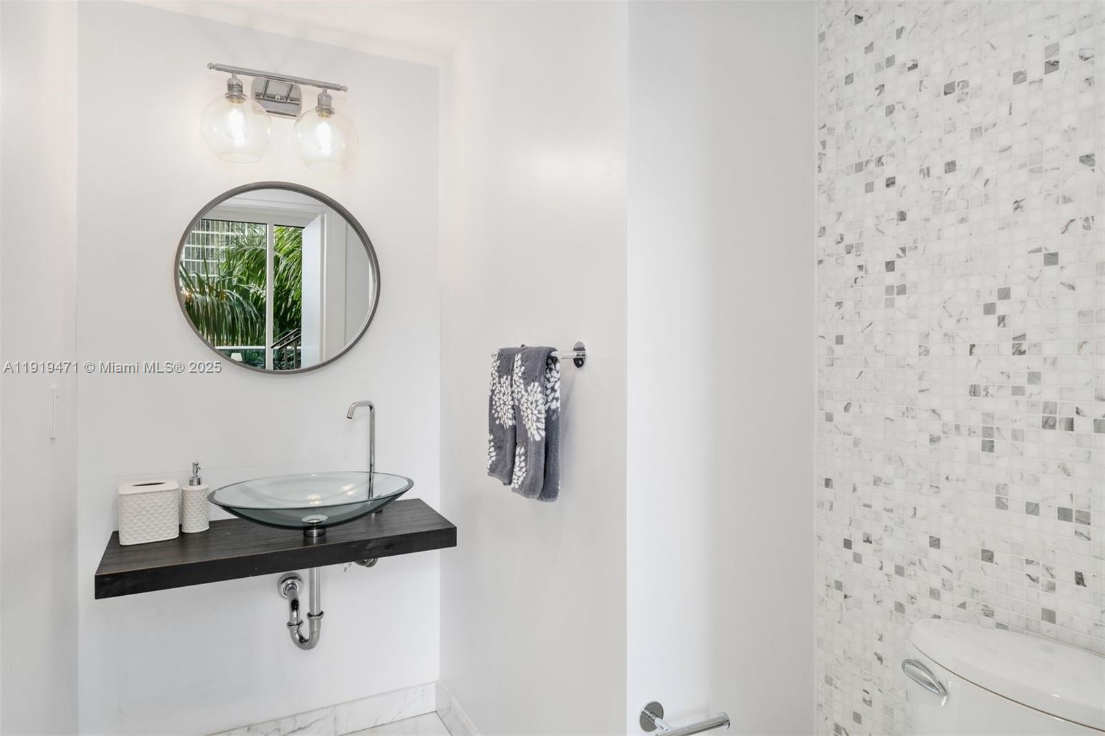 EPIC WEST CONDO - Residential