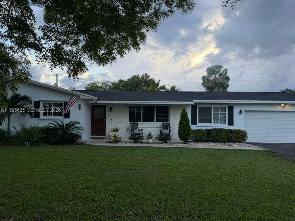 MELODY MANOR - Residential