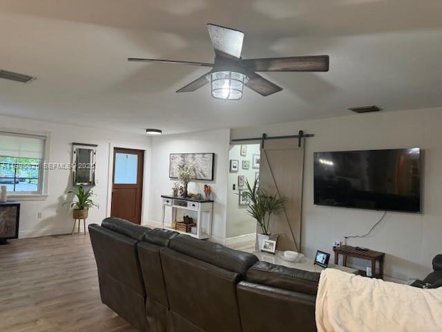 MELODY MANOR - Residential