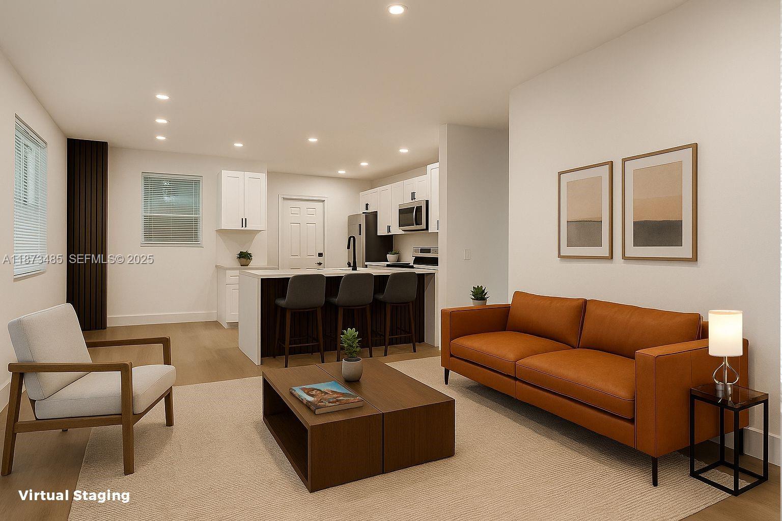 LAUDERDALE MANOR - Residential