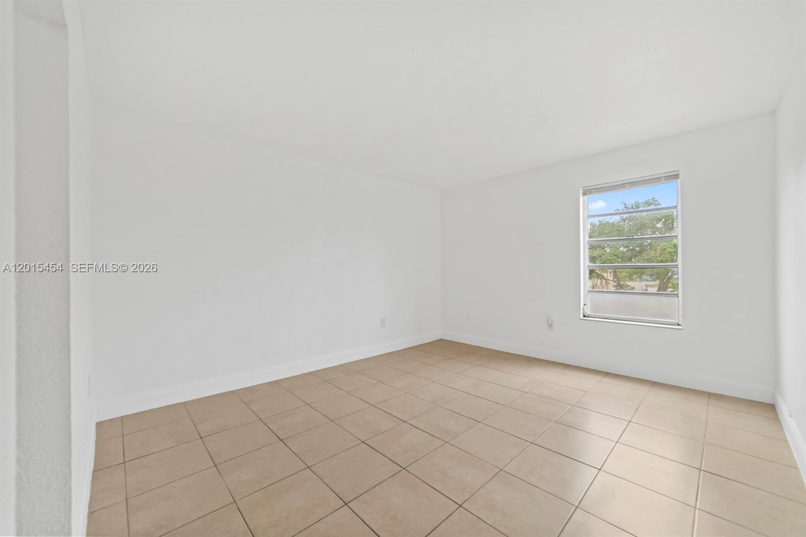 BELLA VENEZIA CONDO - Residential Lease