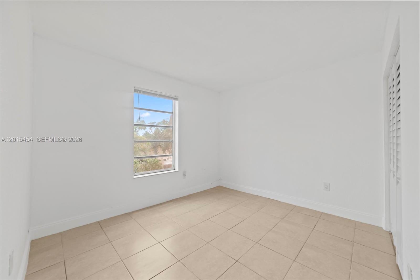 BELLA VENEZIA CONDO - Residential Lease