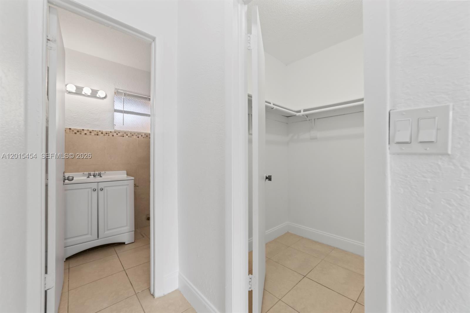 BELLA VENEZIA CONDO - Residential Lease