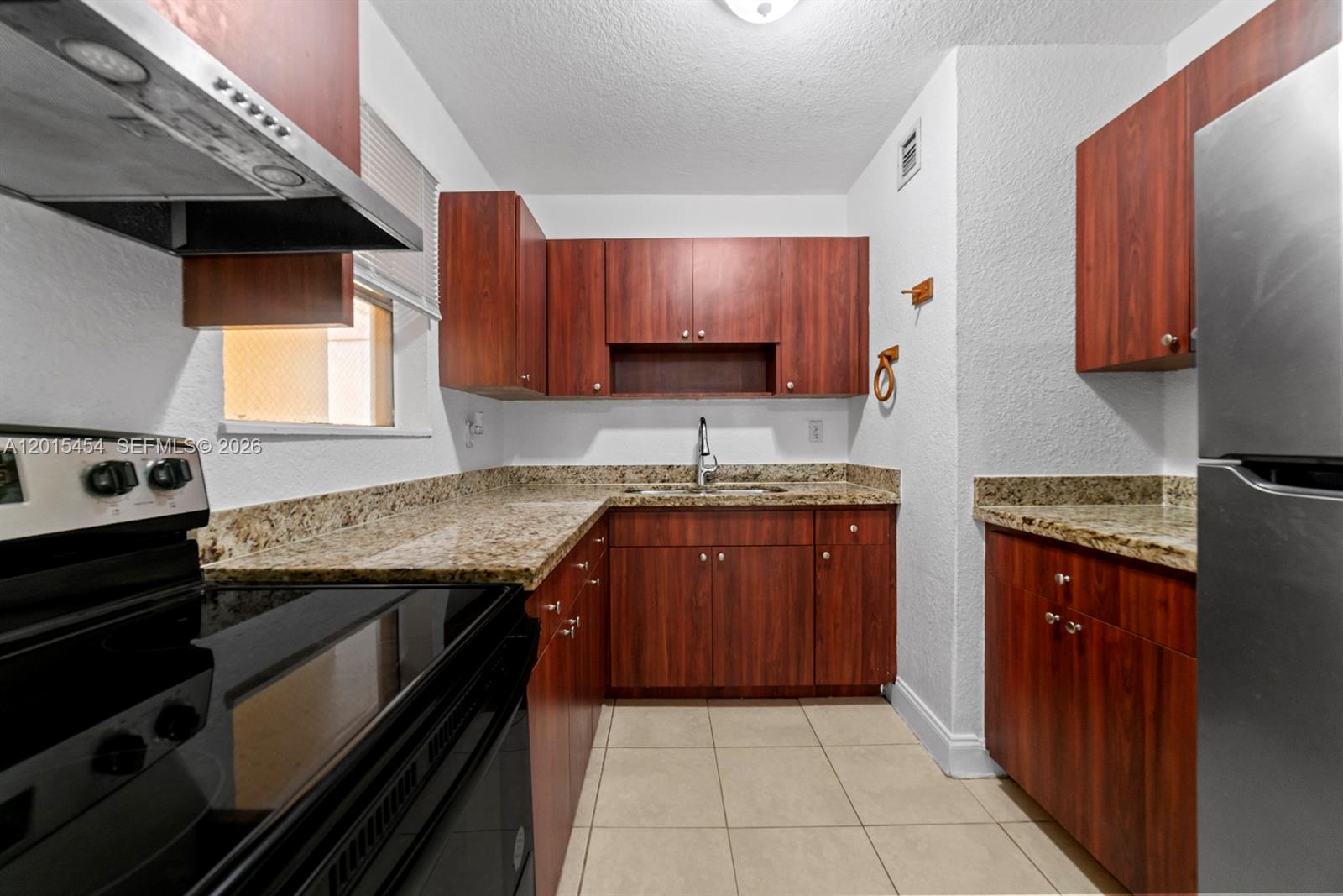 BELLA VENEZIA CONDO - Residential Lease