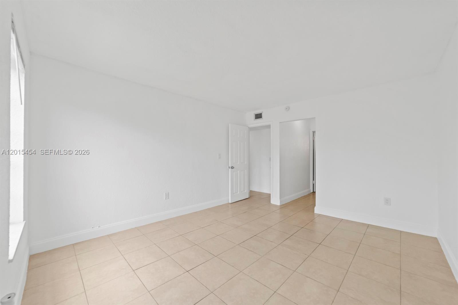 BELLA VENEZIA CONDO - Residential Lease