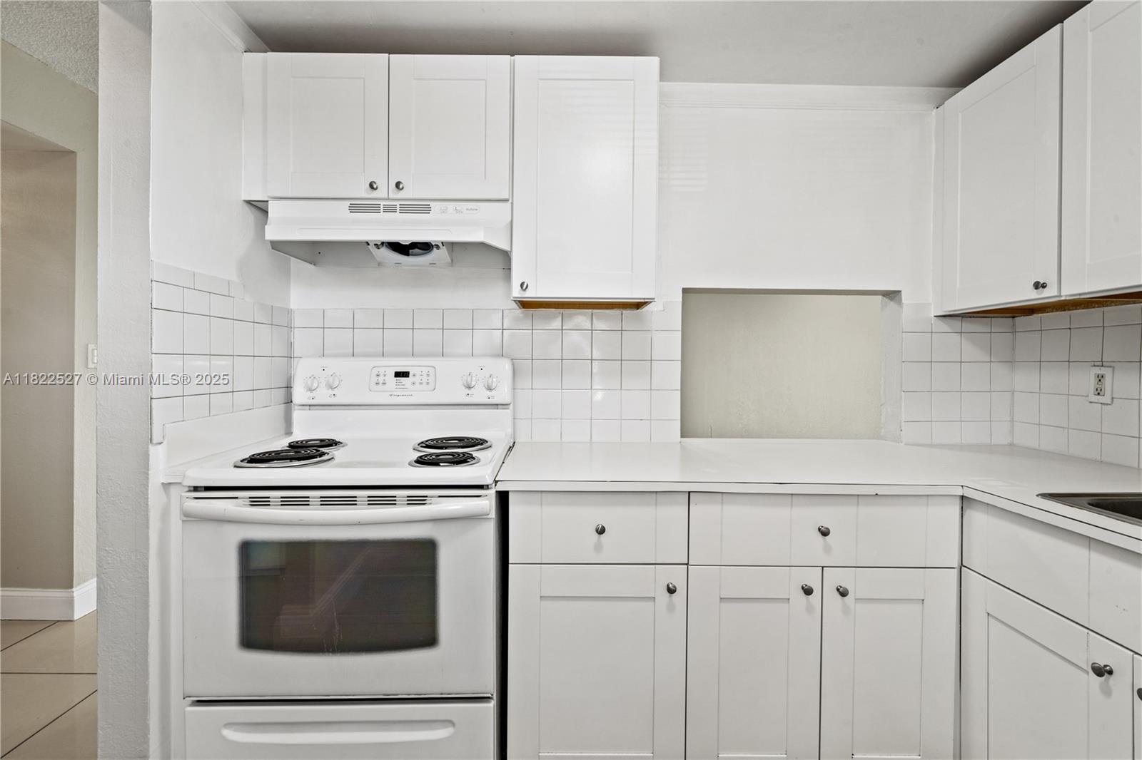 NEW WORLD CONDO APTS II - Residential Lease