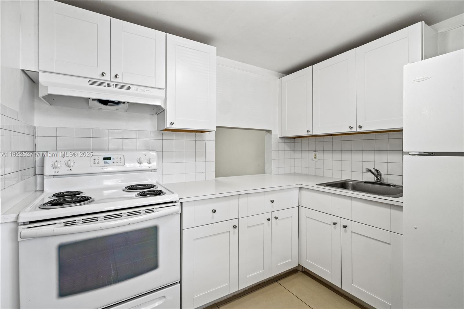 NEW WORLD CONDO APTS II - Residential Lease