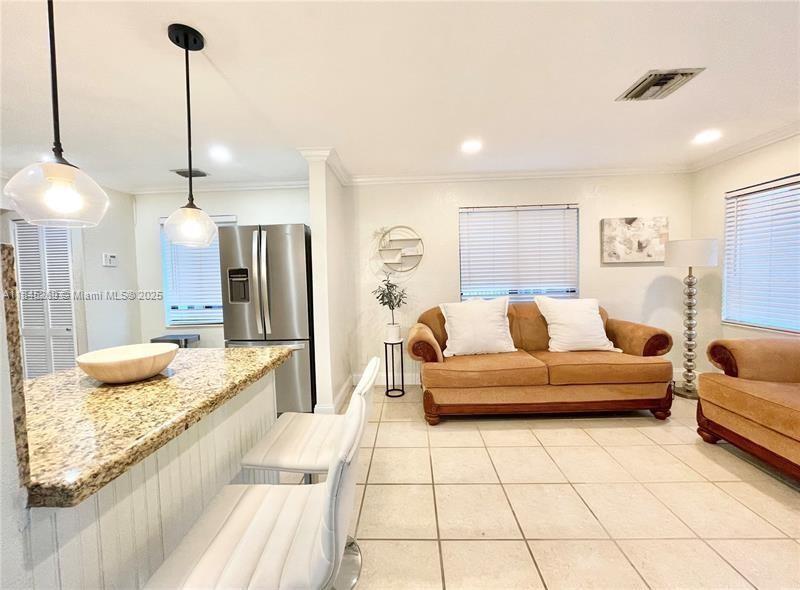 BREEZY MANOR AMENDED - Residential Lease