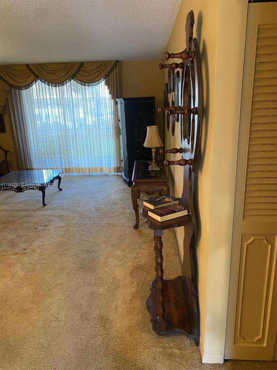 MEADOWBROOK LAKES CONDO - Residential Lease