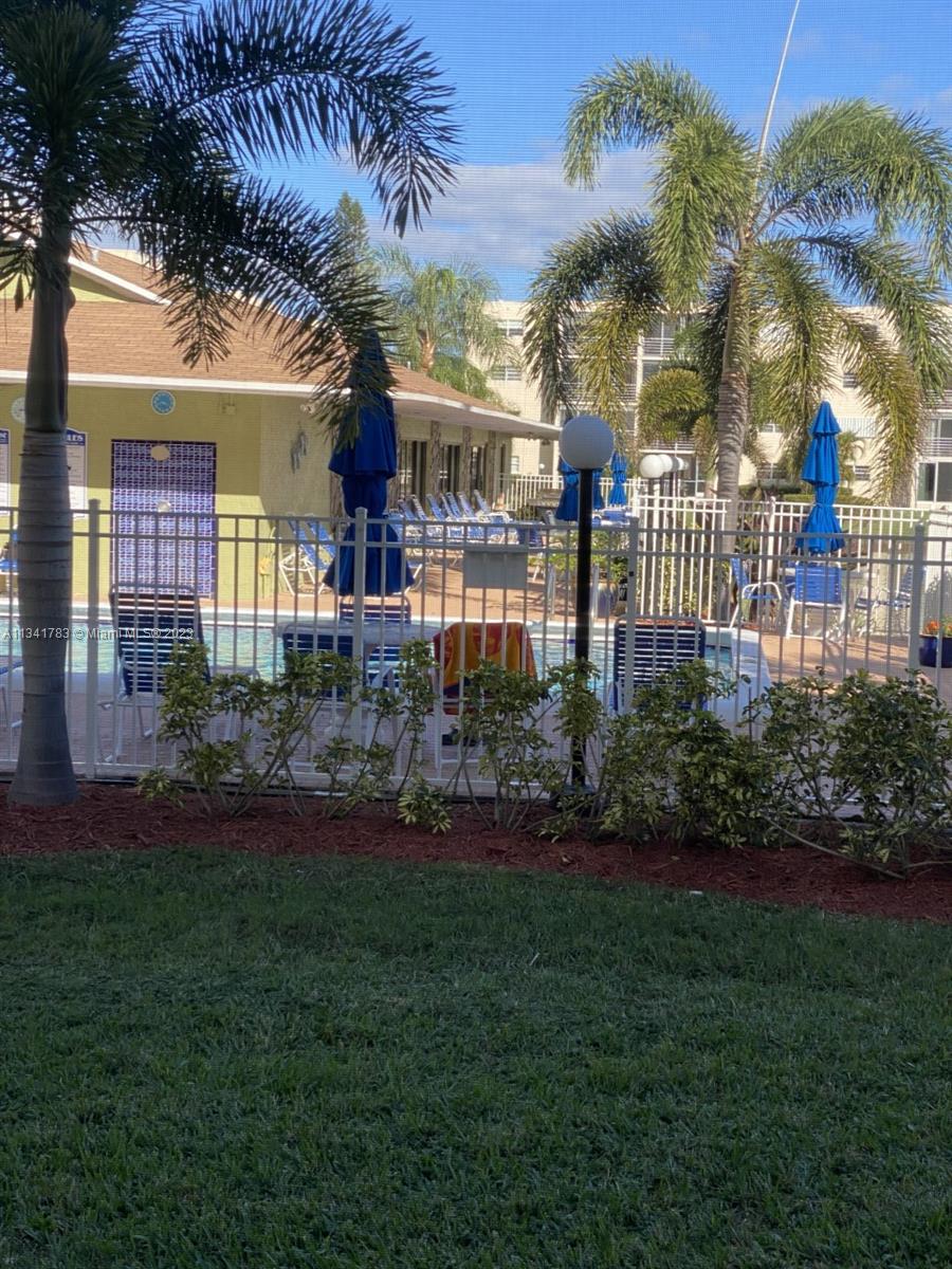 MEADOWBROOK LAKES CONDO - Residential Lease