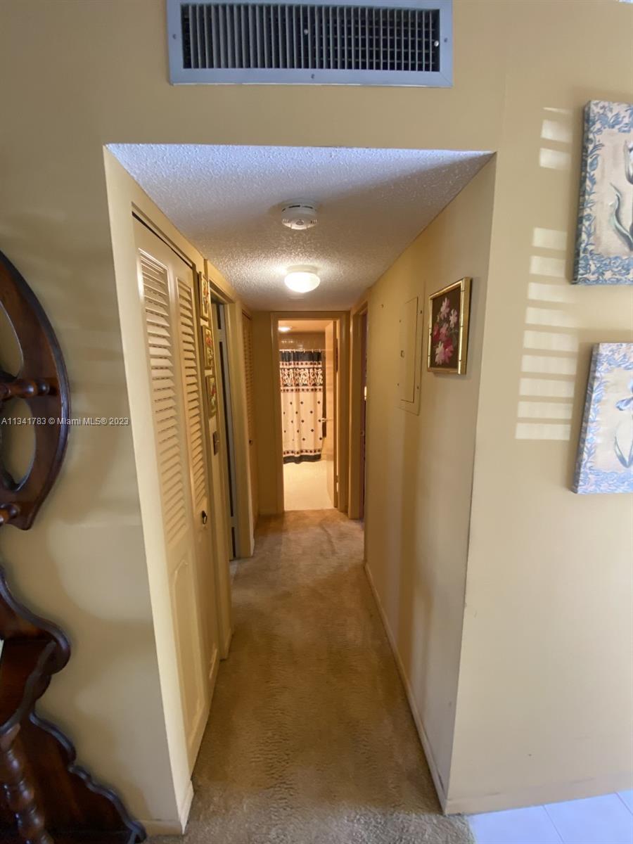 MEADOWBROOK LAKES CONDO - Residential Lease